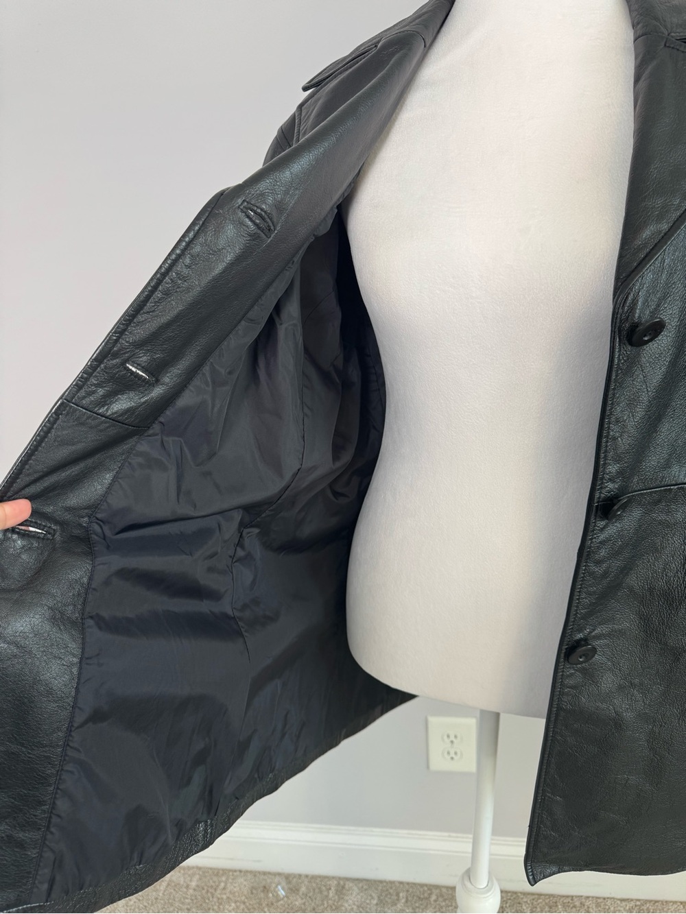 Vintage 90s/Y2K Wilson Black Leather Button-Front Women's Jacket Soft Leather - Picture 5 of 9